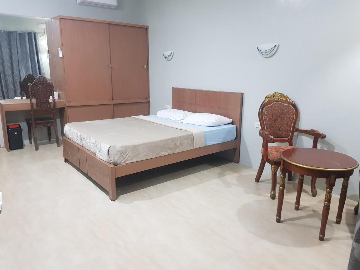B&S Pension House Диполог Екстериор снимка