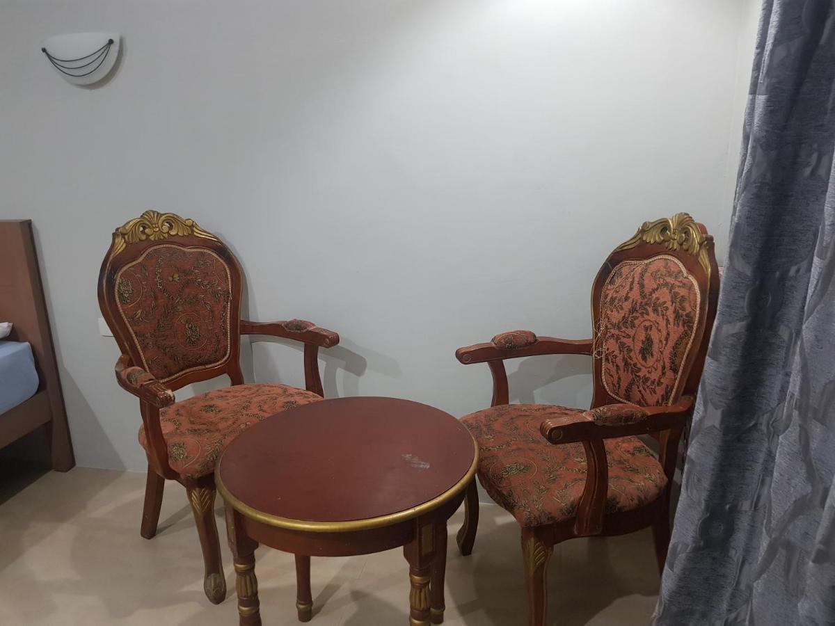 B&S Pension House Диполог Екстериор снимка